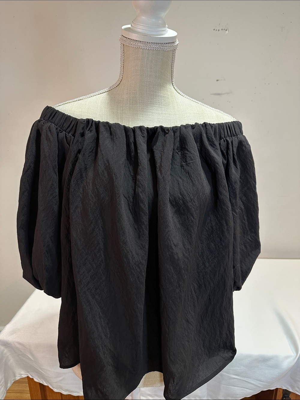 H&M Black Off-Shoulder Puff Sleeve Blouse